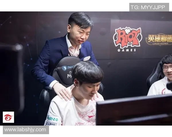 深入分析TES战队防守策略与战术布局的电竞专业解读