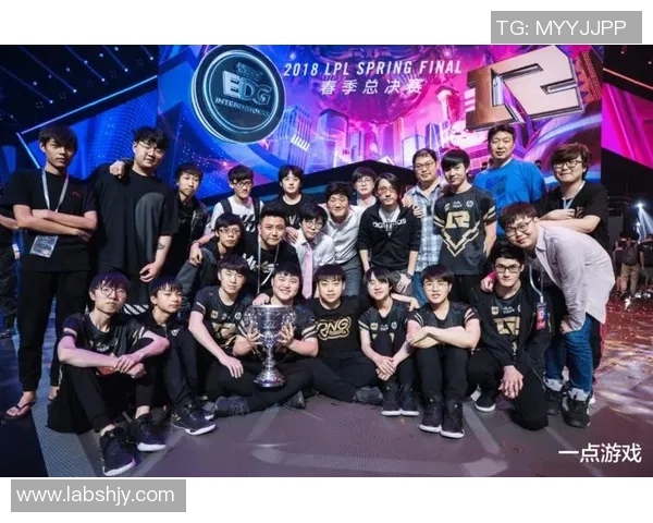 深入解析英雄联盟战队WE的团队意识与战术执行力