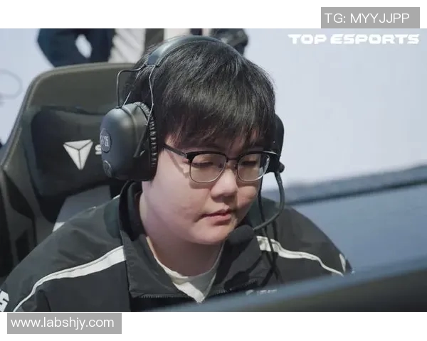 esports数据英雄联盟赛场上的拼搏与荣耀TES战队的奋斗历程全景回顾 esports数据英雄联盟赛场上的拼搏与荣耀TES战队的奋斗历程全景回顾